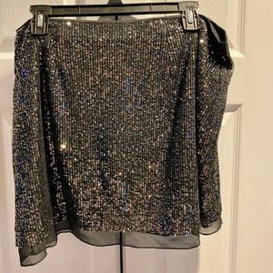 Jennifer Lopez Size 12 Glamour Evening Black Shiny Sequin Short Skirt